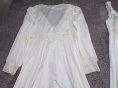 VTG Shadowline Bridal Cream SILKY Nylon Peignoir Robe Nightgown olga esque MED