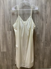 Vtg Lorraine Lingerie Ivory Full Slip Dress Nightie Negligee Lace Trim size 44
