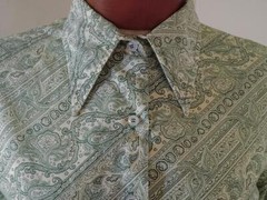 CLASSIC VINTAGE 60s MOD HIPPIE QUEEN CASUALS GREEN WHITE PAISLEY BLOUSE SHIRT L