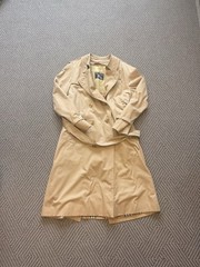 Rare Vintage 1980s Burberry’s Trench Coat Size 42 Long Beige