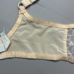 Vintage Valentino Intimo Bra 40DD Lace Unlined Underwire Adjustable Straps