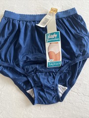 Vtg Lady Manhattan Sz 6 Silky Soft Glossy Nylon Granny Panties Sissy Domed NWOT