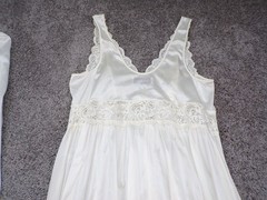 VTG Shadowline Bridal Cream SILKY Nylon Peignoir Robe Nightgown olga esque MED