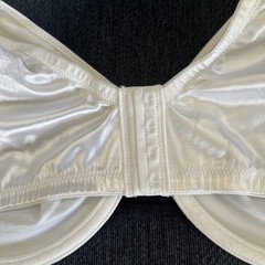 NWT Vanity Fair Full Figure Underwire Bra 42DD Diamond Fantasy