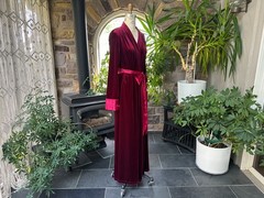 Vintage Jonquil Diane Samandi Bordeaux Stretch Velvet & Satin Robe Neiman Marcus