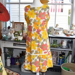 Vintage 60s Ceeb of Miami Floral Mod Shift Dress Flower Power Cotton M