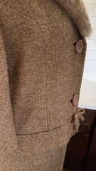 STUNNING Vintage Marissa of California Fox Fur Beige Tan Skirt Suit Set Sz 8-10
