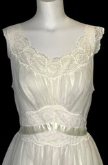 VTG Vanity Fair 60s Ivory Tricot Nylon Lace Chiffon Nightgown Peignoir Set Sz 34