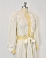 Vtg 1940s White Lace Rayon Tula Boudoir Lingerie Robe Dress Dressing Gown