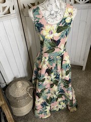 Carol Anderson California Vintage Floral Shabby Chic Smocked Back Dress Sz 9/10