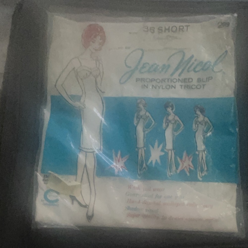 Jean Nicole Nylon Tricot Slip Regular Size 36 Short MPN 40504