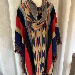 Vtg 70’s Aztec Boho Cuddle Knit Hooded Fringed Poncho One Size Southwest Western