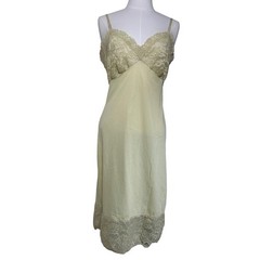 Vintage Van Raalte Yellow Lace Trim Full Slip Dress 32 Made in USA Nylon Retro