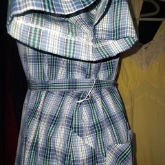 1950s/60s A Nancy Frock Housedress Short Sleeve Zip Front pockets Vintage 18 1/2