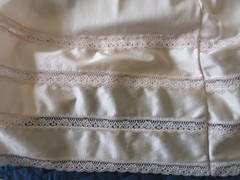 vtg 70s SEARS 84155 BEIGE NYLON LACEY full slip SISSY size 38 bust 42″ USA