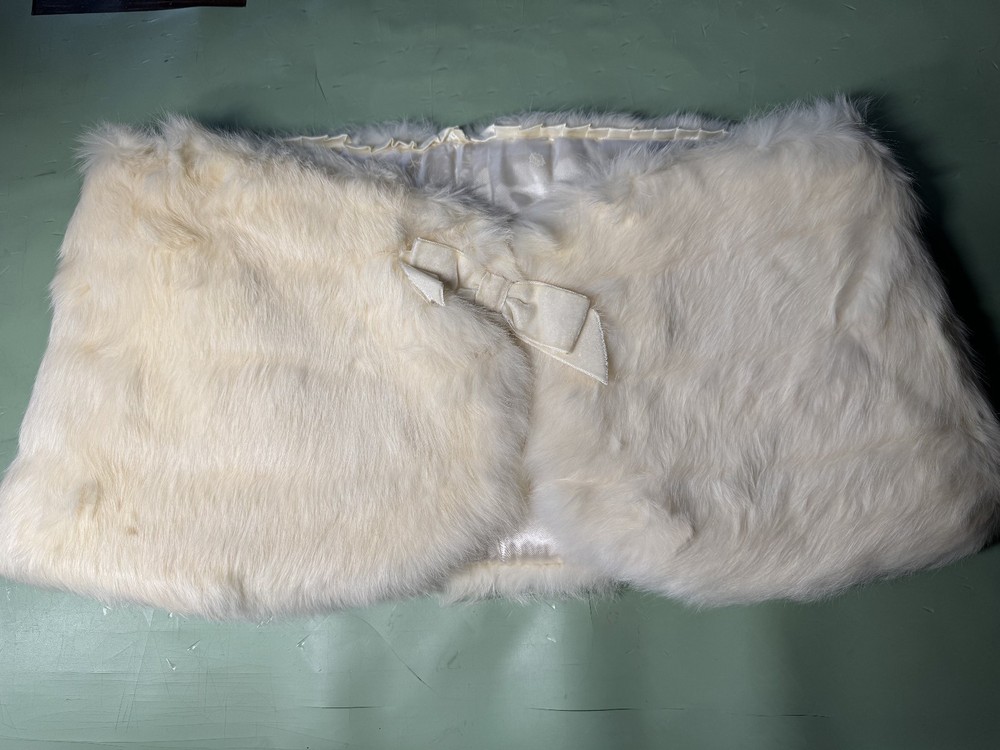 Vintage Rabbit Fur Stole/Capelet Wedding Shawl Wrap Ivory 1950s/1960s*READ*