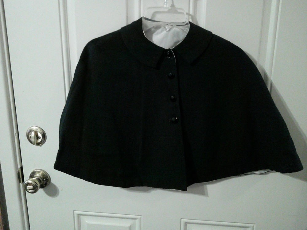 antique cape capelet black Linen short front 18 in. long original 1910-20 (D-40)