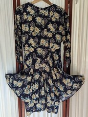 Visionz California 80’s Floral Dress with Long Ruffle Layered Navy Blue READ