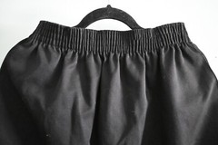 80s-90s Vintage Black Skirt By Favorites | Size L