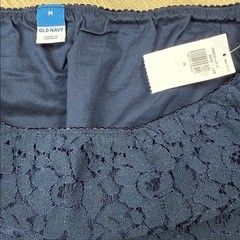 Old Navy – Navy Blue Lace Midi Skirt. Inside Lined 14.5″ in Length. NWT. Size M