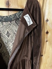 VTG REN FAIRE MAXI DRESS BROWN VELVET TAPESTRY DETAIL Women’s L? Renaissance