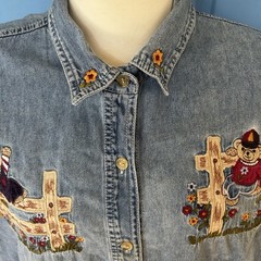 Vintage Bobbie Brooks Woman Teddy Bear Embroidered Button Up Top