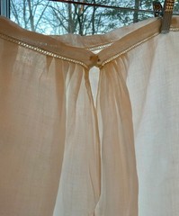 Antique Edwardian Cotton Bloomers c.1905–1915 | Filet Lace Ribbon Hem | L