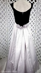 Gown Vtg 90’s Michaelangelo Prom/Bridal/Special Occasion Blk/Slv Gown Size 12