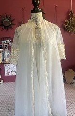 Vintage 1950s Vanity Fair Slip Dress & Robe Set In Cream Color