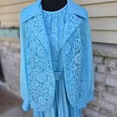 Vintage 1970s Aqua Blue Pleated Dress Lace Vest Set Belted Size 14.5 M/L