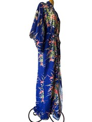 Mitsukiku 1960s Floral Vintage Kimono Robe Japan