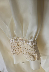 Vintage Ivory Union Label Wedding Dress With Juliette Cap Veil Ecru Lace Size 8