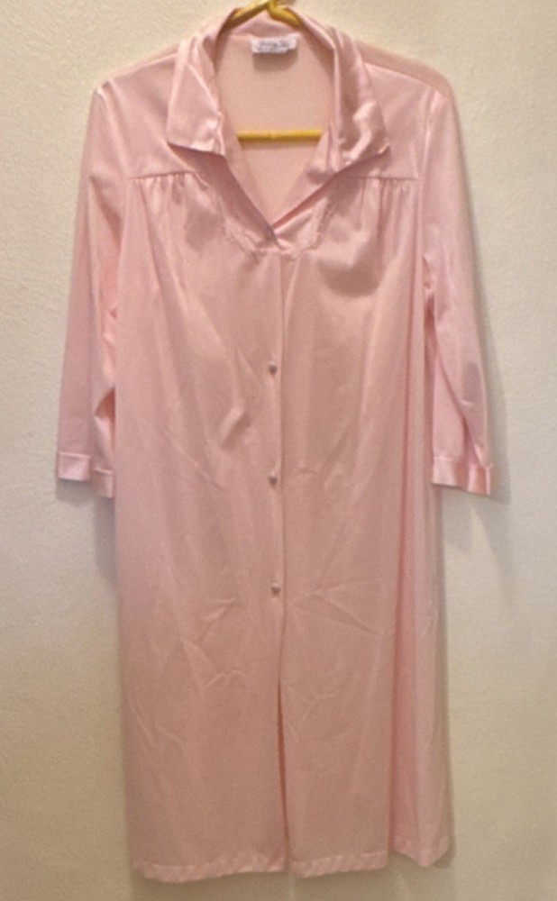 Vanity Fair Vintage Pink Nylon Antron III Robe Small Size