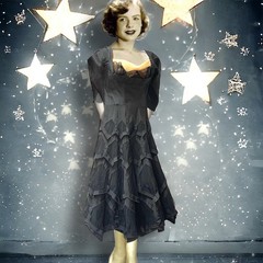 1940’s Black Silk Taffeta and Net Shelf Bust Party Dress with Side Zipper XXS