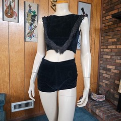 Vtg 50s Pinup Burlesque Costume Black Velvet Bubble Shorts + Fringe Crop Top XXS