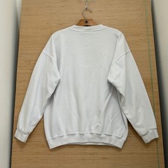 Northern Reflections Vintage White Rabbit Wildflower Graphic Sweatshirt Large