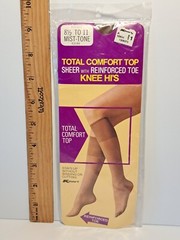 Vintage K – Mart Knee Hi Stockings Mist Tone Fits Sz. 8.5 – 11 Orig. Pkg. NOS