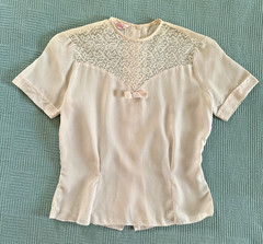 Women’s Diane Young Vintage 1950s Ivory White Lace Blouse with Detachable Bow