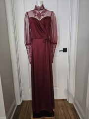 Vintage c1982 Polyester Edwardian Maxi Dress w/Nylon Point d’Esprit Lace in Wine