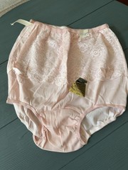 Vintage 1950/60s Ladies Baby Pink Avisco All Acetate Underwear Size 6 NOS Lace