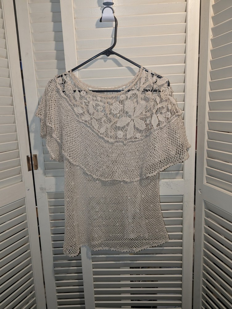 Vintage 70’s Hand Crochet Top Hippie Boho Sz M/L Cotton Measurements in Pictures