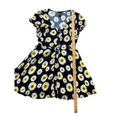 Forever 21 Sunflower Skater Dress SZ S 90’s Retro Short Button Front Rayon
