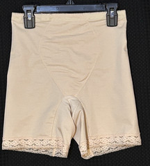 Vintage Cabernet Slimming High Waisted Girdle Tummy Control Size M 27/28 EUC