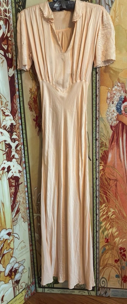 Antique 1920S/30’s Silk Lounge Gown Puff Sleeves Bias Cut Silhouette Small