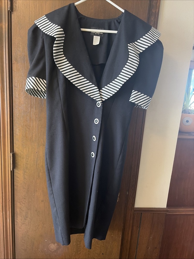 Vintage ‘80’s Women’s Size 10 Black/white Dress By Positive Attitude