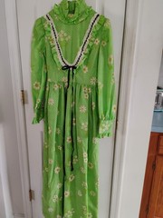 Vintage 60-70s Kelly Green W Swiss Dots Yellow Daisies LACEY Maxi Dress HIPPY