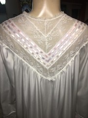Vintage Intime of California LACE PINK RIBBON Night Gown WHITE SIZE P y1