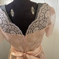 Vintage 1970’s JC Penny Peachy Pink And Lace Dress Size 11/2