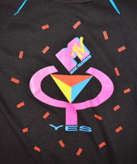 VTG Raglan T-Shirt Yes Summer Tour Single Stitch Size XS/S 80s MTV Mackler 1984