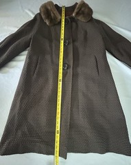 Vintage International Ladies’ Garment Workers’ Union ILGWU Wool Coat Fur Collar